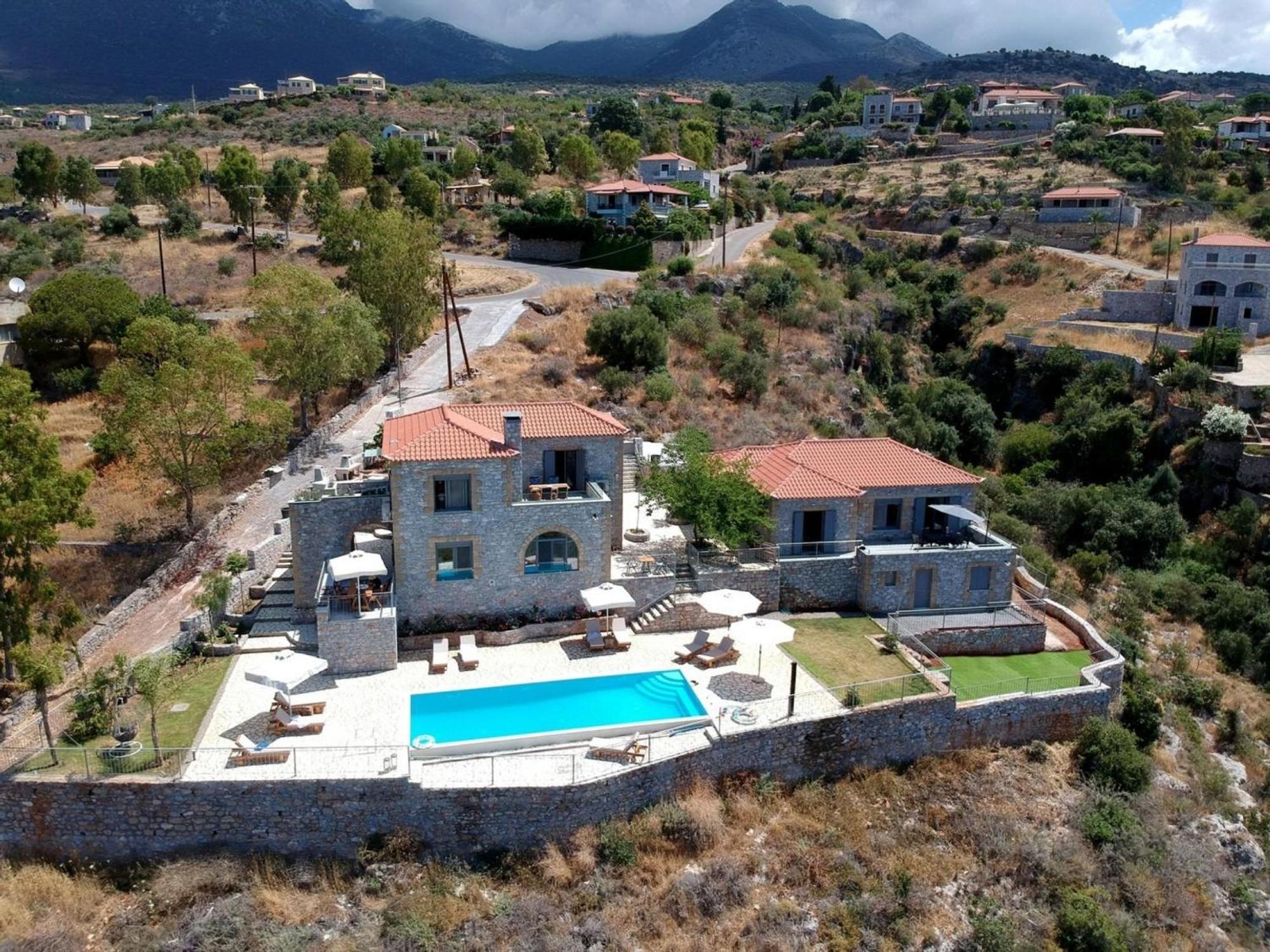 Irini Villa By Elrin Villas Mani Neokhorion  Ngoại thất bức ảnh